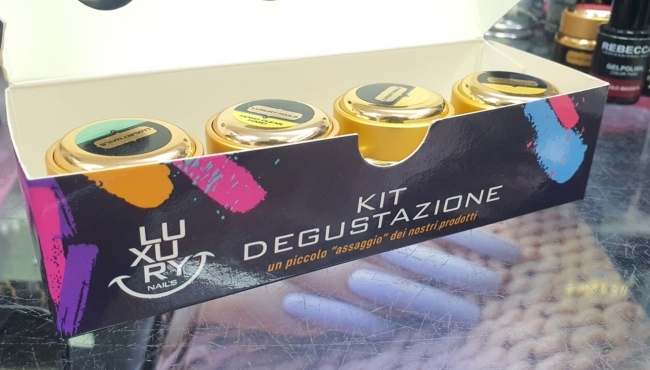 Kit da 4 Monofasici per Ricostruzione Unghia Luxury Nails